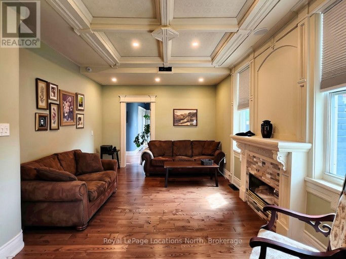 1181 4TH AVENUE W, Owen Sound, Ontario, N4K4W3