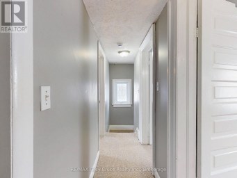 690 8TH STREET E Owen Sound Ontario photo 16