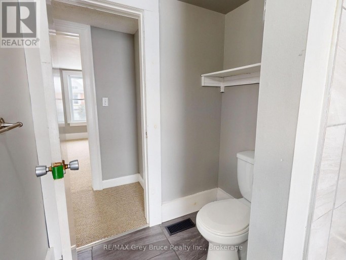 690 8TH STREET E, Owen Sound, Ontario, N4K1L8