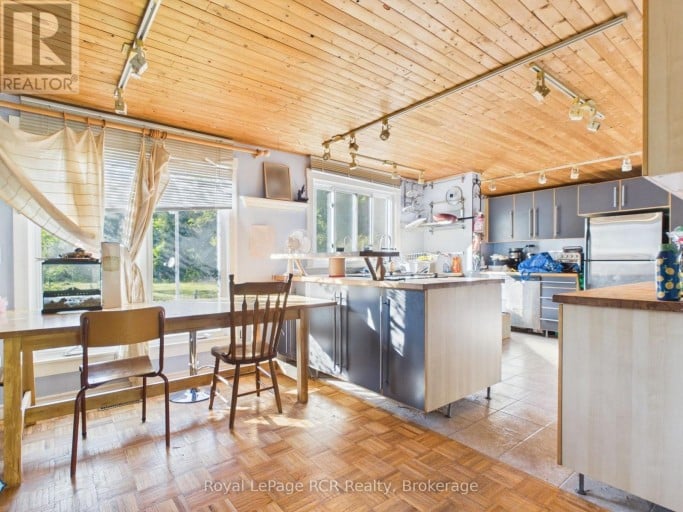 394908 2 CONCESSION, West Grey, Ontario, N0G1R0