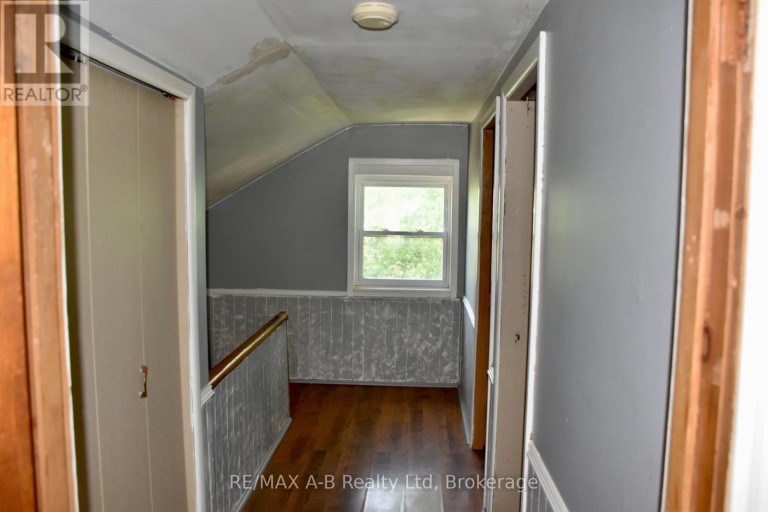 86 SALINA STREET N, St. Marys, Ontario, N4X1C8
