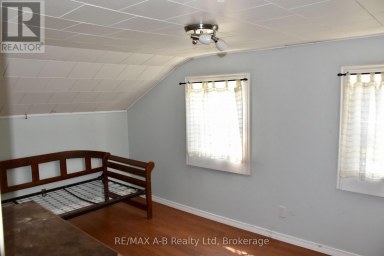 86 SALINA STREET N St. Marys Ontario photo 14