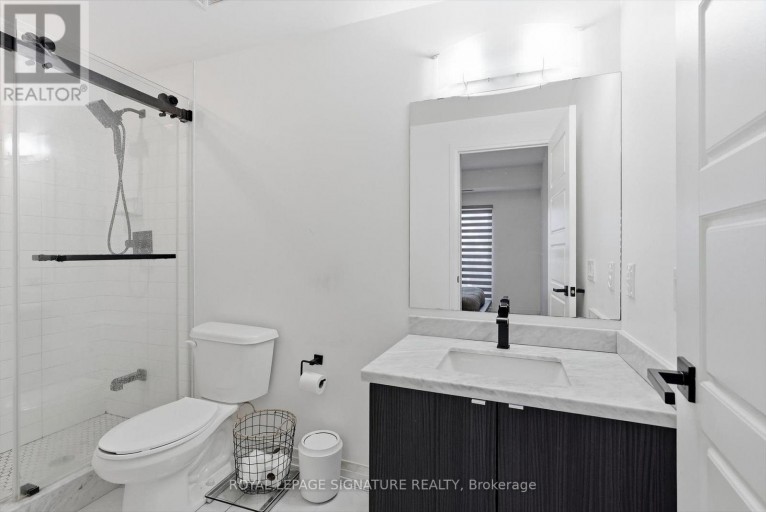 205 - 408 BROWNS LINE, Toronto (Alderwood), Ontario, M8W0C3