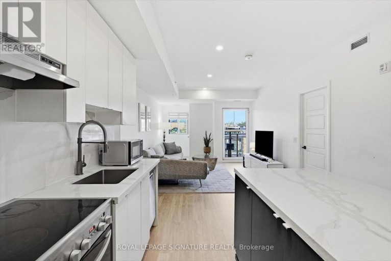 205 - 408 BROWNS LINE, Toronto (Alderwood), Ontario, M8W0C3