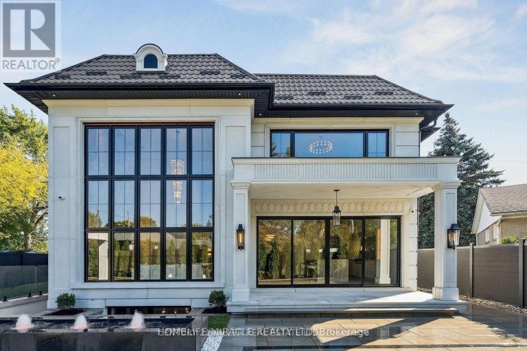 517 STAFFORD DRIVE, Oakville (WO West), Ontario, L6L4M4
