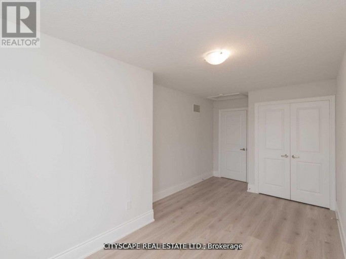 583 WEDGEWOOD DRIVE, Burlington (Appleby), Ontario, L7L0J9