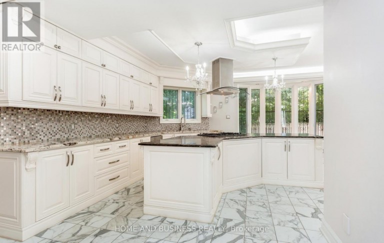 1755 BIRCHWOOD DRIVE, Mississauga (Clarkson), Ontario, L5J1T7