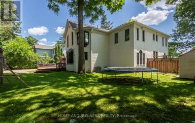 1755 BIRCHWOOD DRIVE Mississauga (Clarkson) Ontario photo 4