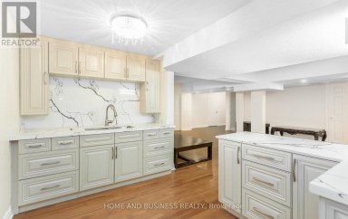 1755 BIRCHWOOD DRIVE Mississauga (Clarkson) Ontario photo 40