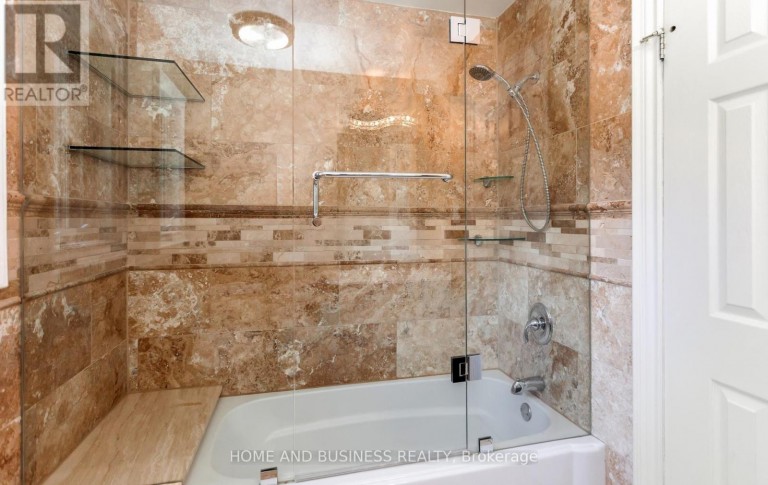 1755 BIRCHWOOD DRIVE, Mississauga (Clarkson), Ontario, L5J1T7