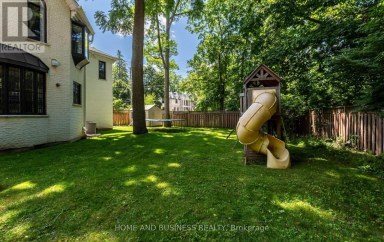1755 BIRCHWOOD DRIVE Mississauga (Clarkson) Ontario photo 7