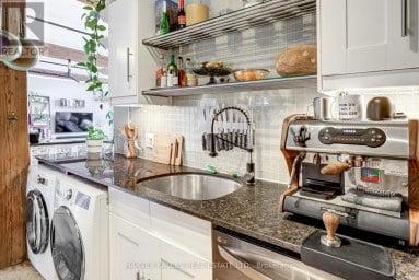 304 - 24 NOBLE STREET Toronto (Roncesvalles) Ontario photo 12
