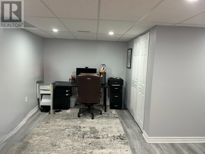 1050 WICKSON WAY, Milton (BE Beaty), Ontario, L9T6Y4