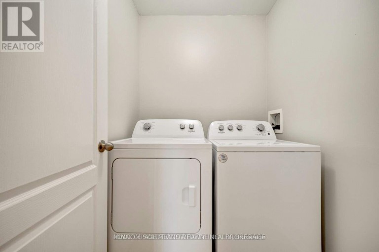 1050 WICKSON WAY, Milton (BE Beaty), Ontario, L9T6Y4