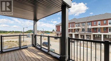 UPPER UNIT - 96 FIELDFARE ROAD Brampton (Northwest Brampton) Ontario photo 12