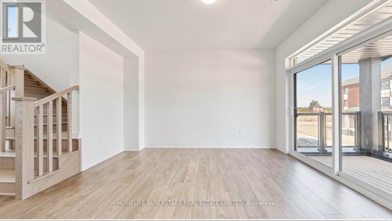 UPPER UNIT - 96 FIELDFARE ROAD, Brampton (Northwest Brampton), Ontario, L7A0B8