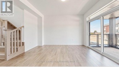 UPPER UNIT - 96 FIELDFARE ROAD Brampton (Northwest Brampton) Ontario photo 5