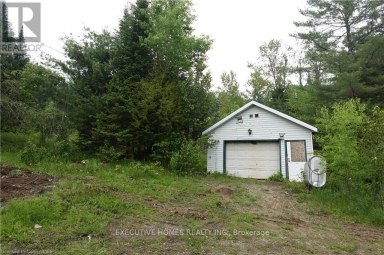 1014 BULRUSH TRAIL Highlands East (Glamorgan) Ontario photo 8