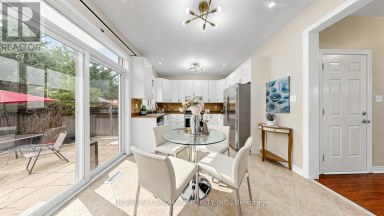 129 BEARE TRAIL Newmarket (Woodland Hill) Ontario photo 15