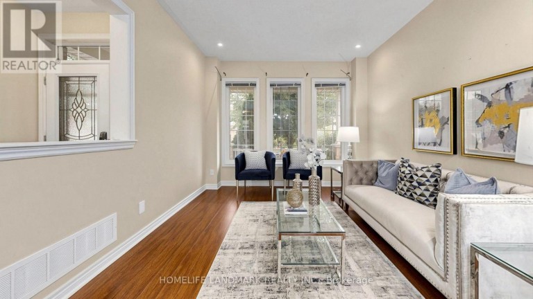 129 BEARE TRAIL, Newmarket (Woodland Hill), Ontario, L3X3B6