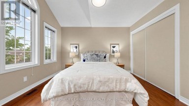 129 BEARE TRAIL Newmarket (Woodland Hill) Ontario photo 35