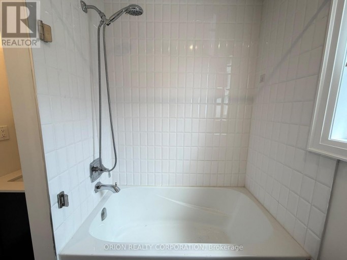1016 HAIG BOULEVARD, Mississauga (Lakeview), Ontario, L5E2M5