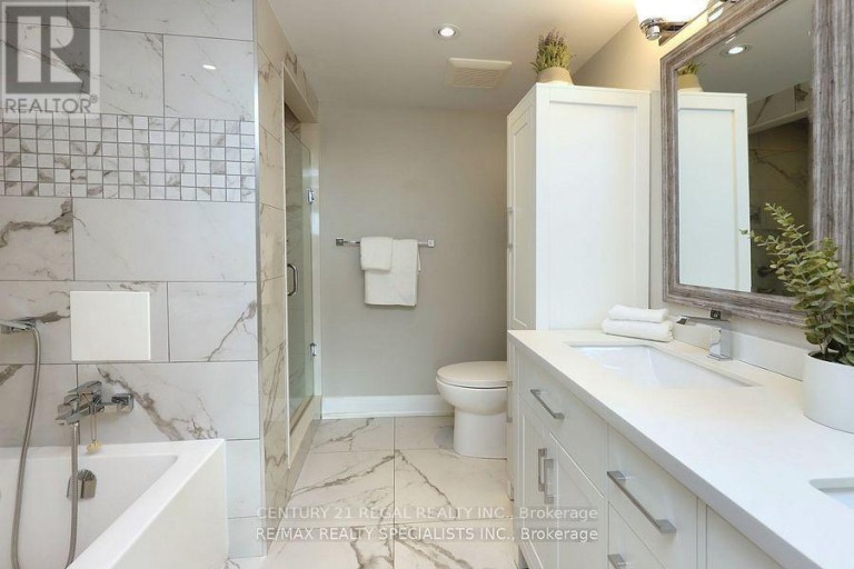 704 - 2155 BURNHAMTHORPE ROAD W, Mississauga (Erin Mills), Ontario, L5L5P4