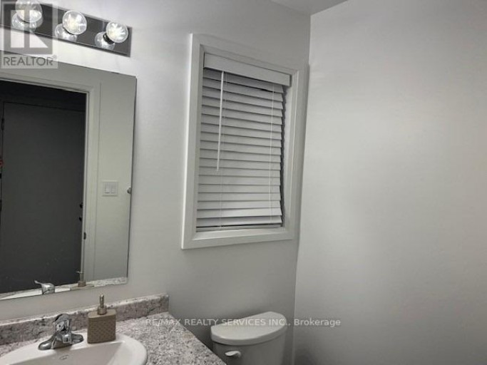 18 ROPER PLACE, Kitchener, Ontario, N2R1R2