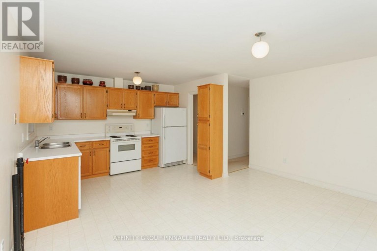 18 LAKEVIEW DRIVE, Scugog (Port Perry), Ontario, L9L1G9