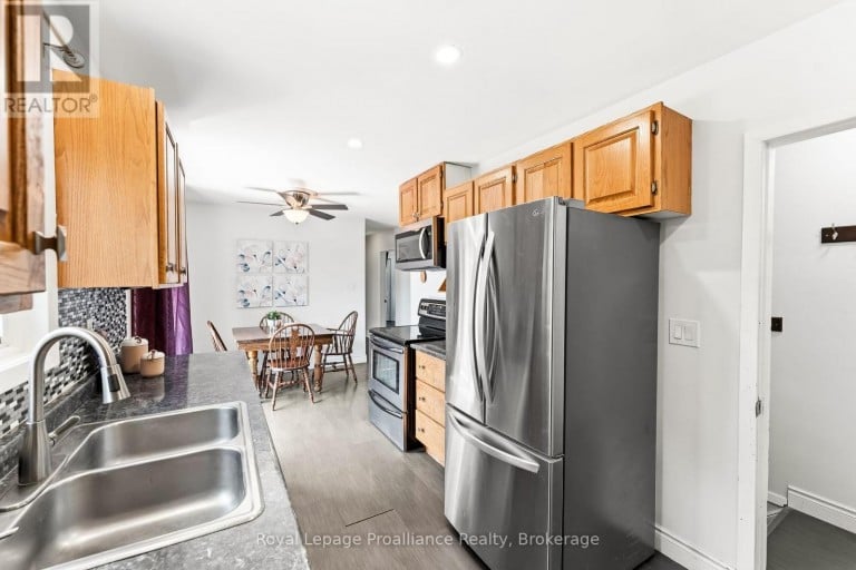 110 ONTARIO STREET, Brighton, Ontario, K0K1H0