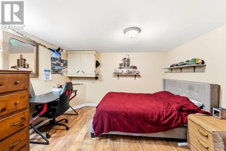 110 ONTARIO STREET, Brighton, Ontario, K0K1H0