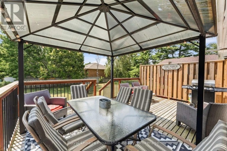 110 ONTARIO STREET, Brighton, Ontario, K0K1H0