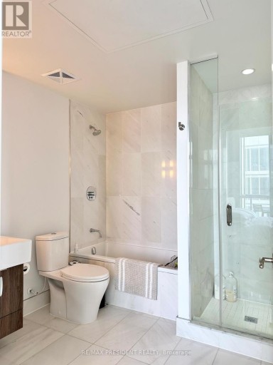 PH 1 - 88 BLUE JAYS WAY, Toronto (Waterfront Communities), Ontario, M5V0L7
