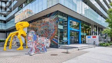 4311 - 161 ROEHAMPTON AVENUE Toronto (Mount Pleasant West) Ontario photo 4