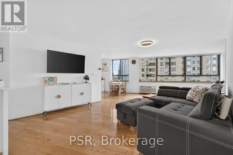 2106 - 270 QUEENS QUAY W, Toronto (Waterfront Communities), Ontario, M5J2N4
