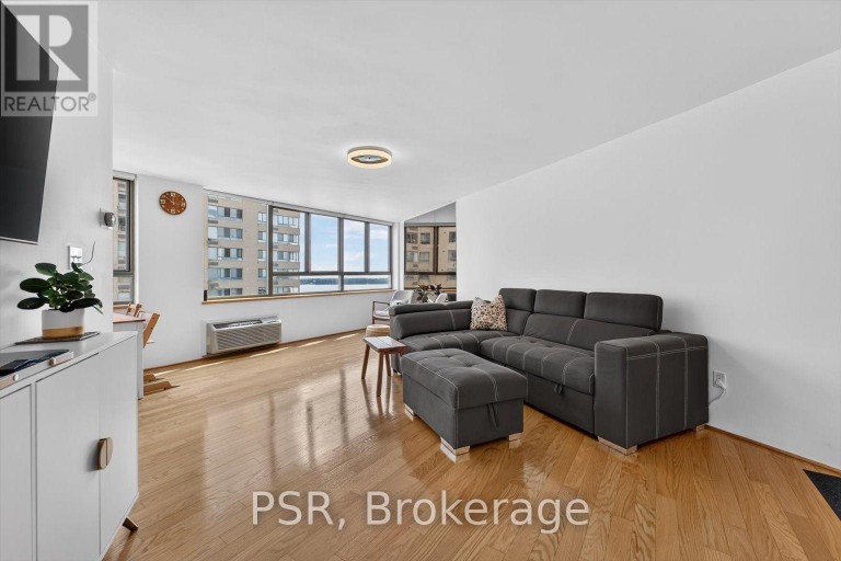 2106 - 270 QUEENS QUAY W, Toronto (Waterfront Communities), Ontario, M5J2N4