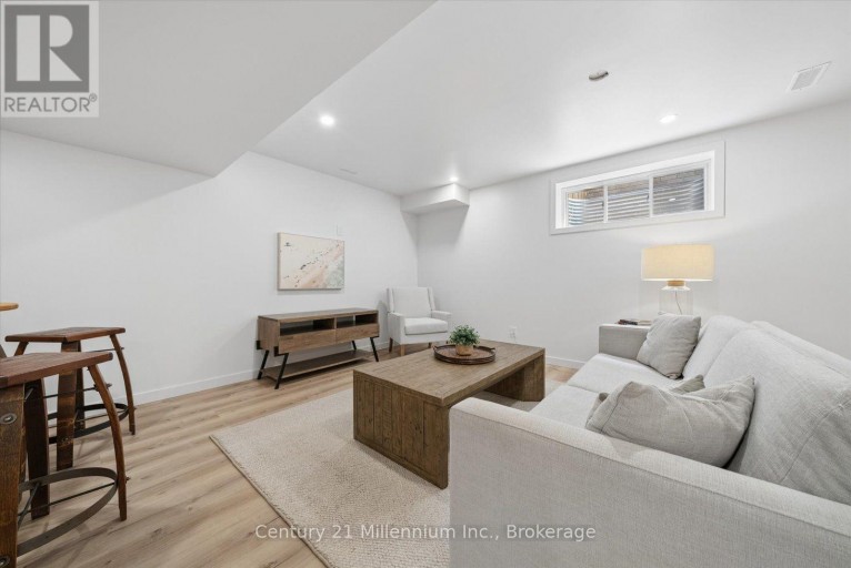 1 SPENCER STREET, Collingwood, Ontario, L9Y3B7