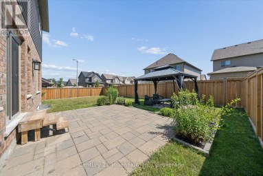 1 SPENCER STREET Collingwood Ontario photo 43