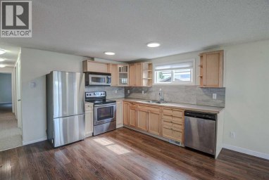 485, 3223 83 Street NW Calgary Alberta photo 4