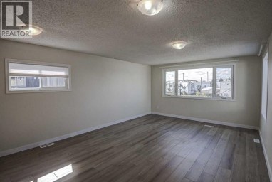 485, 3223 83 Street NW Calgary Alberta photo 7