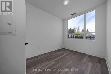 128 - 2075 KING ROAD King (King City) Ontario photo 21