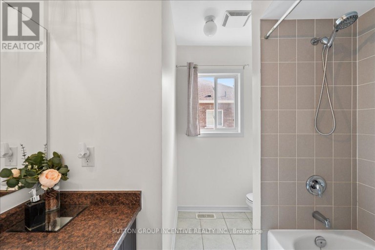 1200 MARY-LOU STREET, Innisfil (Alcona), Ontario, L9S0C1