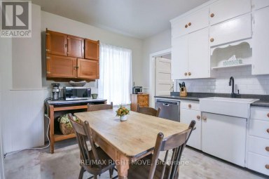 144 JARVIS STREET Orillia Ontario photo 12