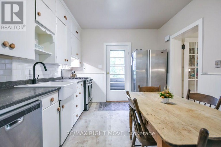144 JARVIS STREET, Orillia, Ontario, L3V2A6