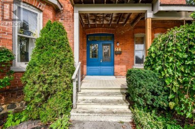 144 JARVIS STREET Orillia Ontario photo 3