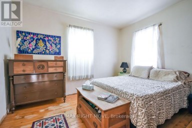 144 JARVIS STREET Orillia Ontario photo 31