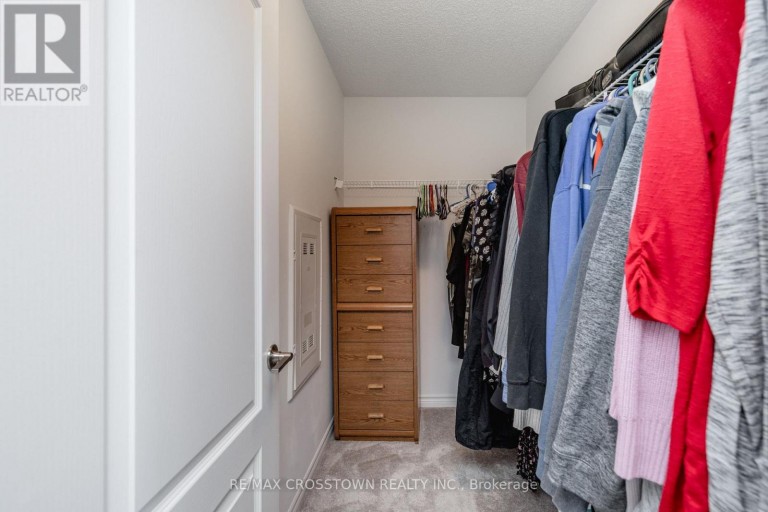2 - 43 MADELAINE DRIVE, Barrie (Painswick South), Ontario, L9J0G8