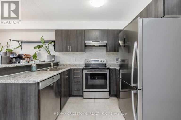 2 - 43 MADELAINE DRIVE, Barrie (Painswick South), Ontario, L9J0G8