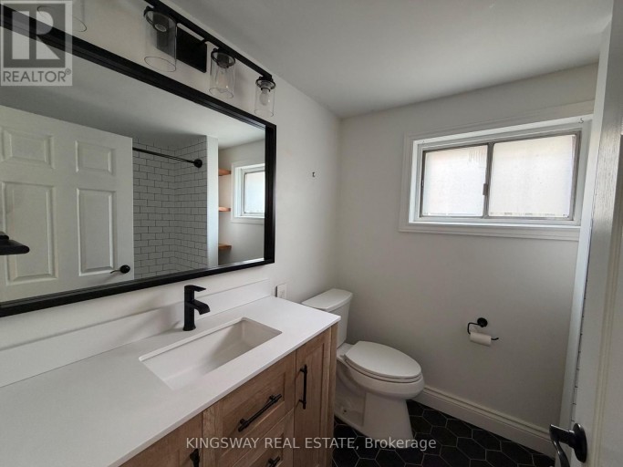 LOWER LEVEL - 323 MONTEGO RD. ROAD, Mississauga (Cooksville), Ontario, L5B1C6
