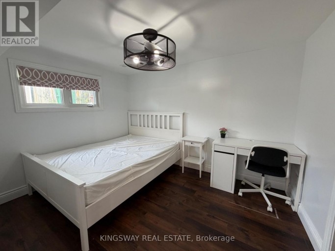 LOWER LEVEL - 323 MONTEGO RD. ROAD, Mississauga (Cooksville), Ontario, L5B1C6